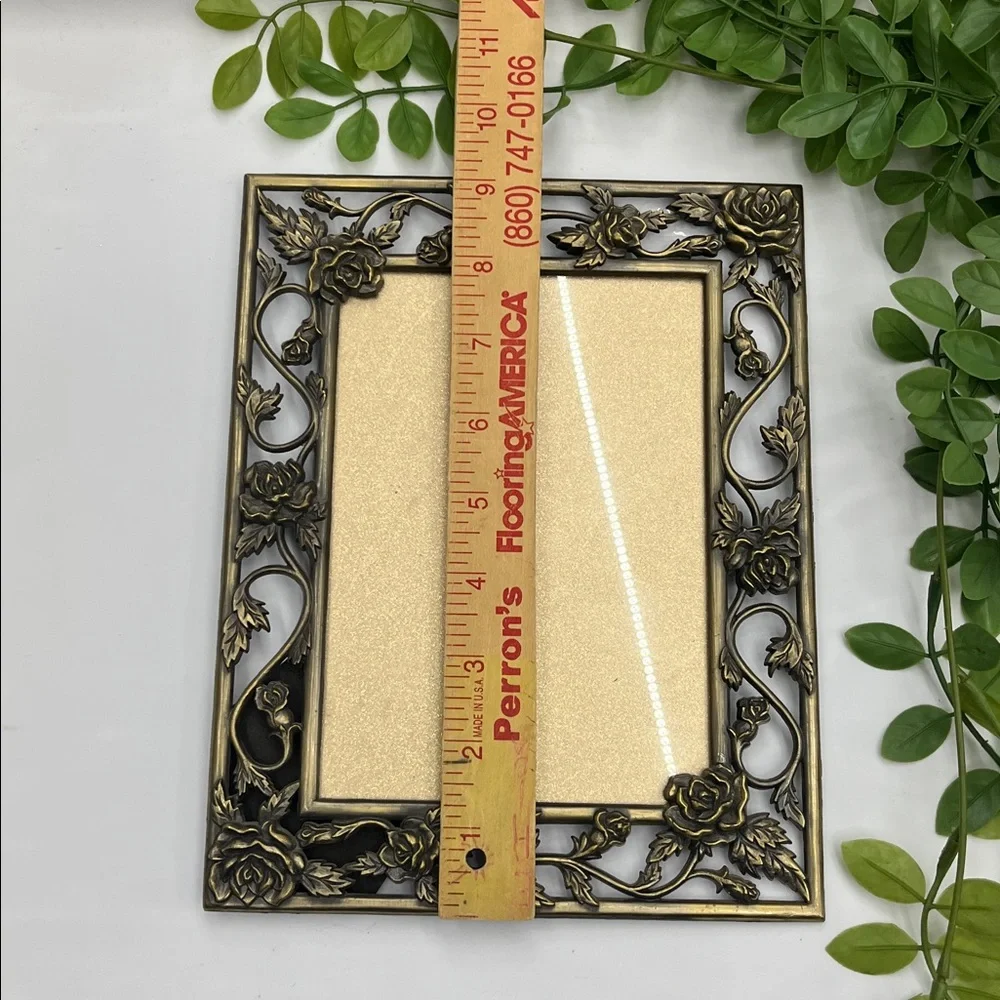 Vintage Bronze Floral Picture Frame 5x7